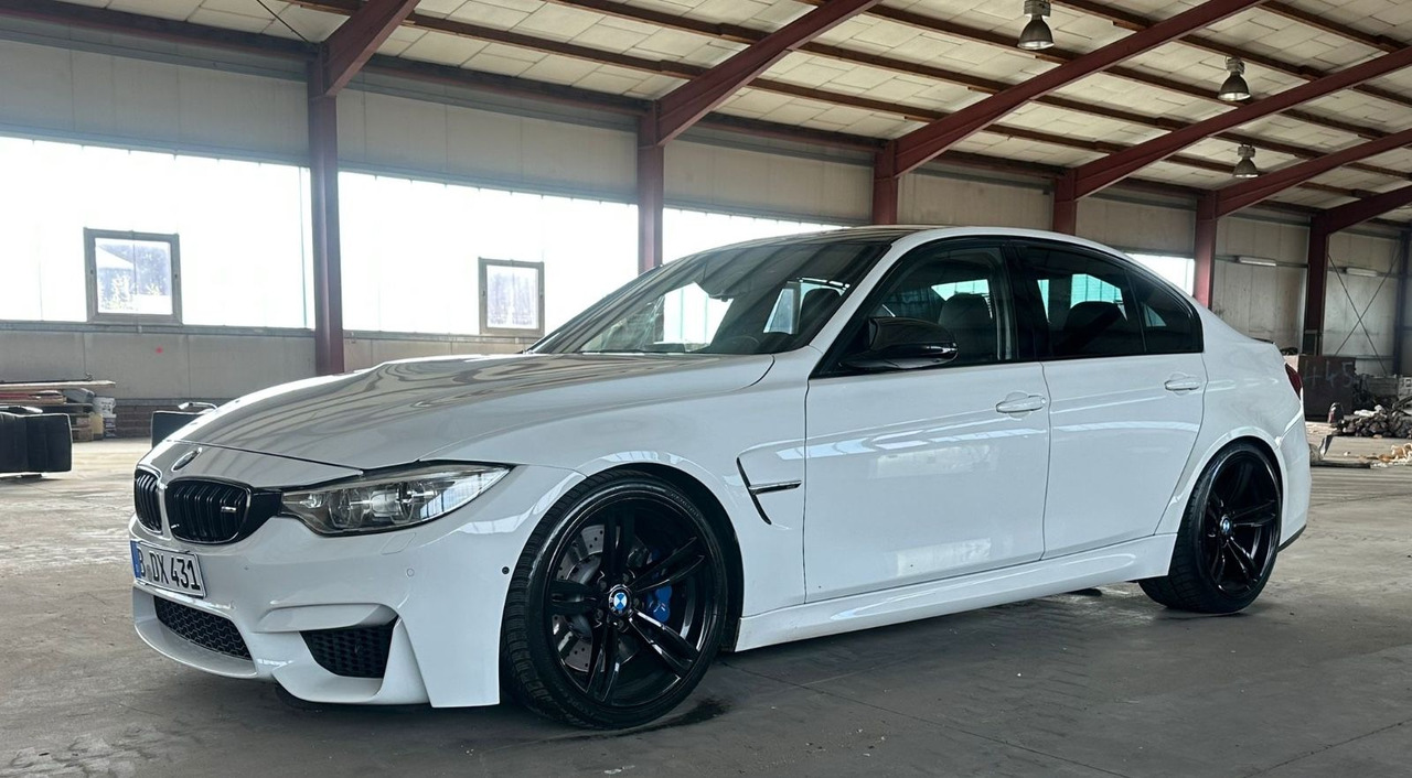 BMW M3 - 세단 : 사진 2 BMW M3 - 세단 : 사진 2