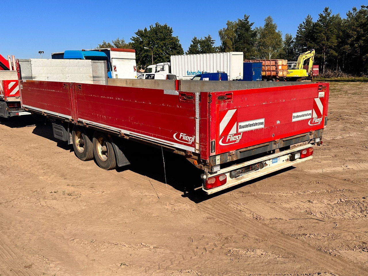 Fliegl TPS 18 - 드롭사이드/ 플랫베드 트레일러 : 사진 5 Fliegl TPS 18 - 드롭사이드/ 플랫베드 트레일러 : 사진 5