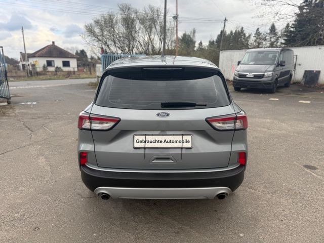 Ford Kuga Trend - 세단 : 사진 5 Ford Kuga Trend - 세단 : 사진 5