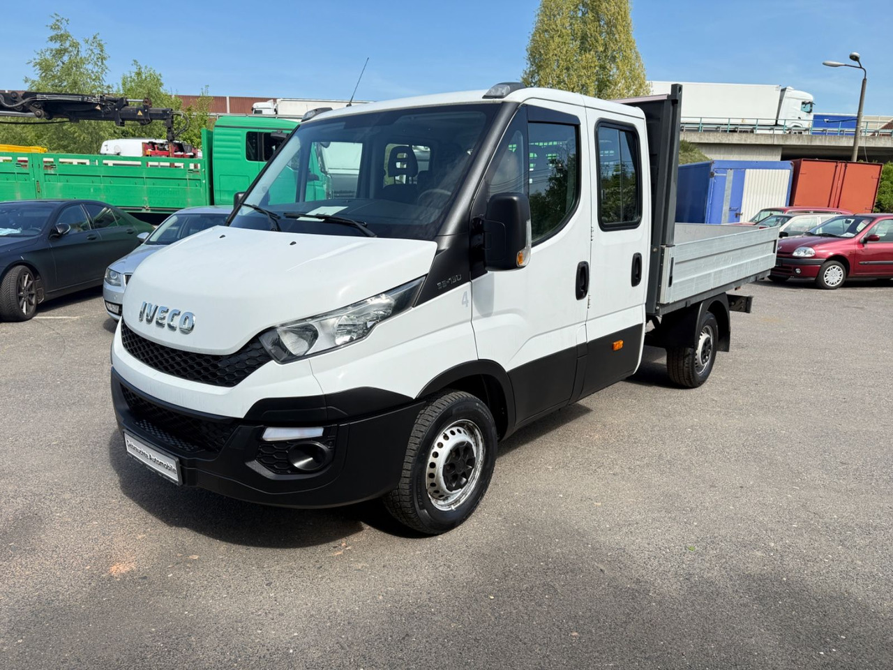 Iveco Daily Doppelkabine 35 S 130 7 Sitzer - 플랫베드 밴 : 사진 3 Iveco Daily Doppelkabine 35 S 130 7 Sitzer - 플랫베드 밴 : 사진 3