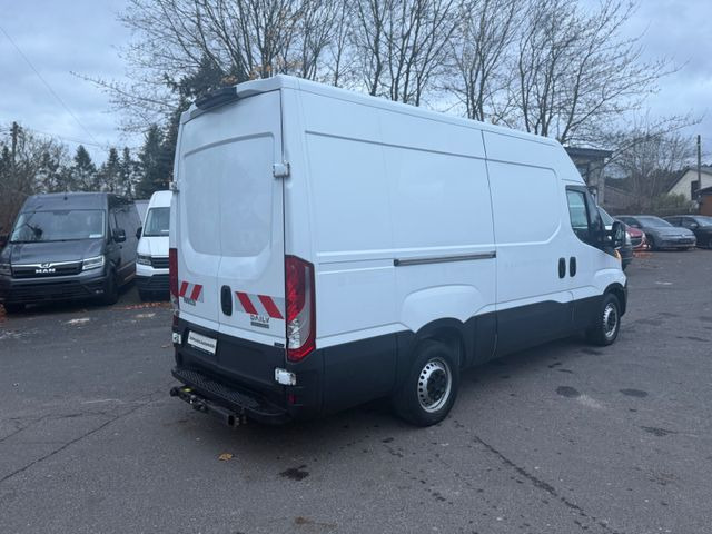Iveco Daily Kasten HKa 35 S 16 AUTOMATIK - 패널 밴 : 사진 3 Iveco Daily Kasten HKa 35 S 16 AUTOMATIK - 패널 밴 : 사진 3