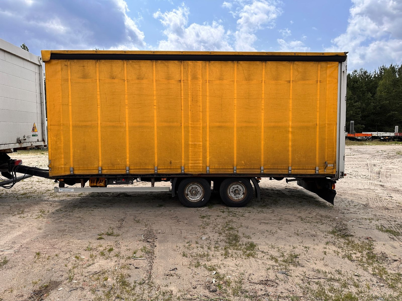 Kotschenreuther TPV 212 - 커튼사이더 트레일러 : 사진 4 Kotschenreuther TPV 212 - 커튼사이더 트레일러 : 사진 4