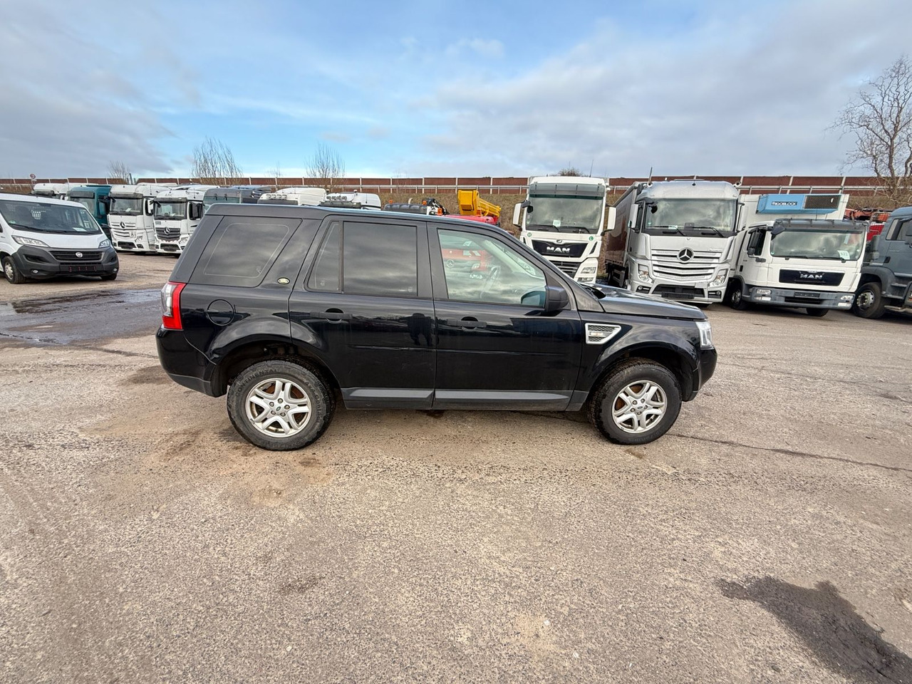 Land Rover Freelander 2 XE Limited Edition Brandschaden - SUV : 사진 5 Land Rover Freelander 2 XE Limited Edition Brandschaden - SUV : 사진 5