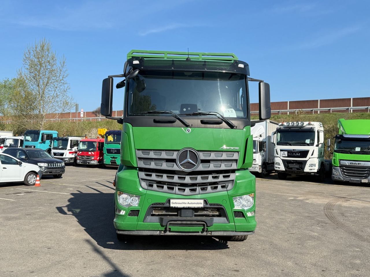 Mercedes-Benz Actros 2571 Holztransporter mit Kran - 목재 트럭, 크레인 트럭 : 사진 1 Mercedes-Benz Actros 2571 Holztransporter mit Kran - 목재 트럭, 크레인 트럭 : 사진 1