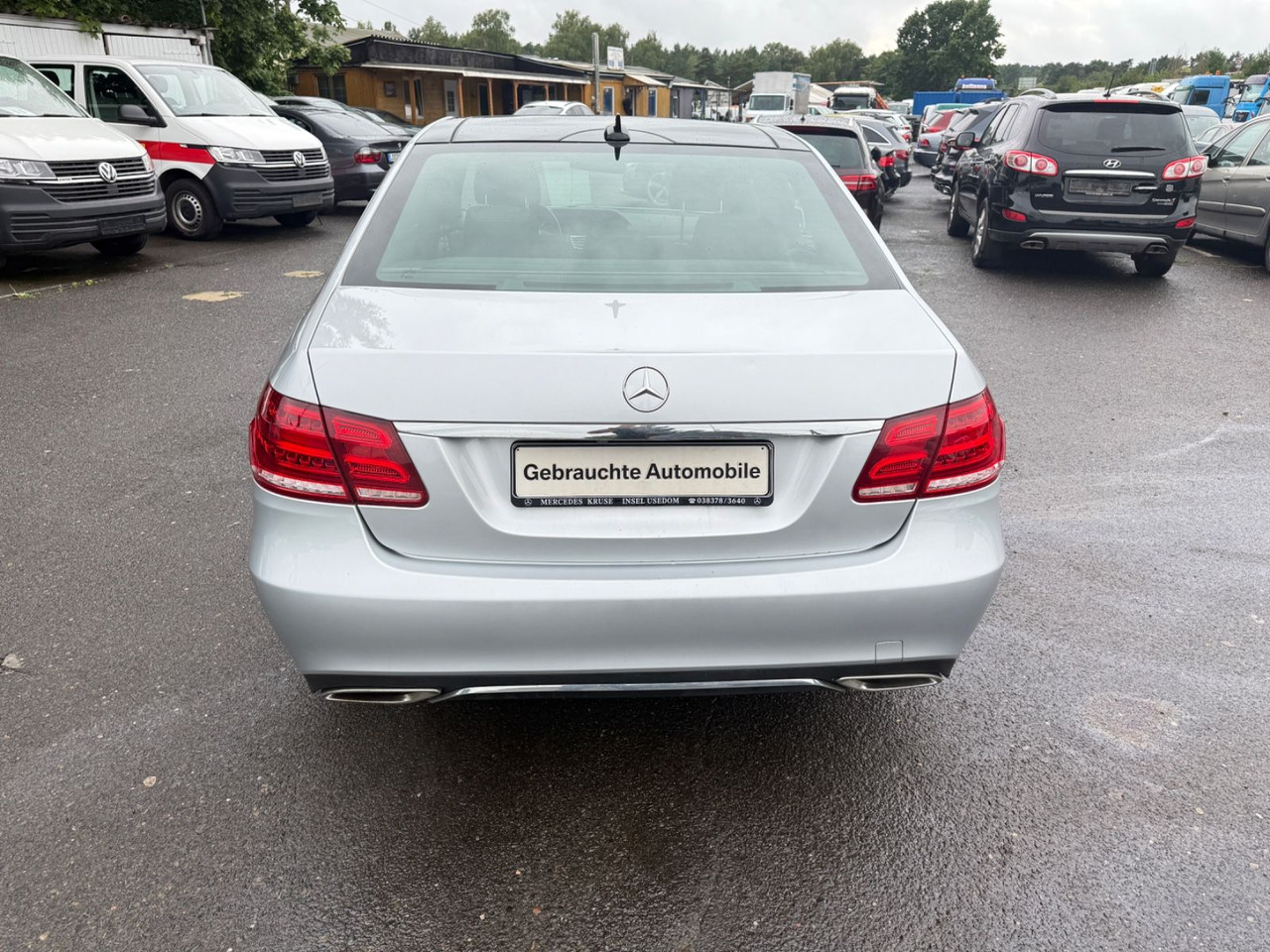 Mercedes-Benz E 300 E -Klasse Lim. E 300 BlueTec - 세단 : 사진 4 Mercedes-Benz E 300 E -Klasse Lim. E 300 BlueTec - 세단 : 사진 4