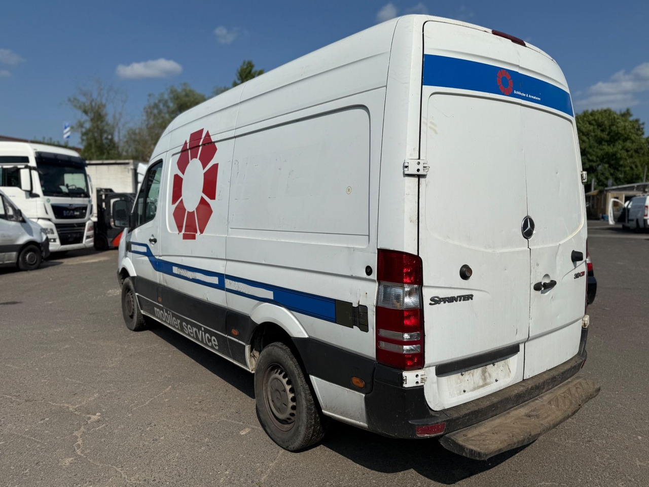 Mercedes-Benz Sprinter II Kasten 313 CDI MOTORSCHADEN !!! - 패널 밴 : 사진 5 Mercedes-Benz Sprinter II Kasten 313 CDI MOTORSCHADEN !!! - 패널 밴 : 사진 5