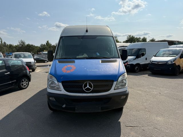 Mercedes-Benz Sprinter II Kasten 313 CDI MOTORSCHADEN !!! - 패널 밴 : 사진 1 Mercedes-Benz Sprinter II Kasten 313 CDI MOTORSCHADEN !!! - 패널 밴 : 사진 1
