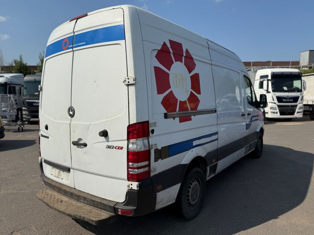 Mercedes-Benz Sprinter II Kasten 313 CDI MOTORSCHADEN !!! - 패널 밴 : 사진 3 Mercedes-Benz Sprinter II Kasten 313 CDI MOTORSCHADEN !!! - 패널 밴 : 사진 3