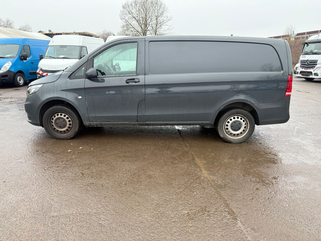 Mercedes-Benz Vito Kasten 119 CDI/BT 4x4 lang MOTORSCHADEN - 승합차 : 사진 3 Mercedes-Benz Vito Kasten 119 CDI/BT 4x4 lang MOTORSCHADEN - 승합차 : 사진 3