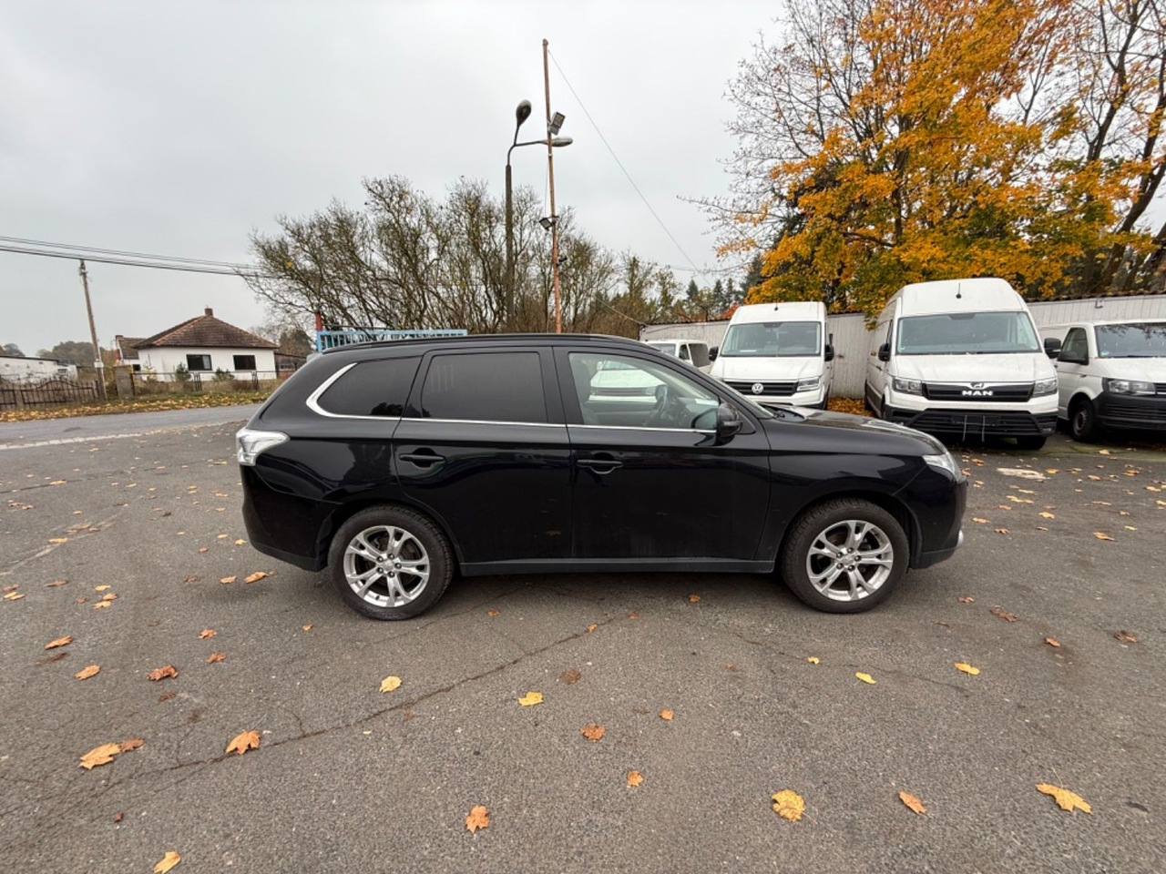 Mitsubishi Outlander 4X4 Allrad ClearTec Instyle - SUV : 사진 3 Mitsubishi Outlander 4X4 Allrad ClearTec Instyle - SUV : 사진 3