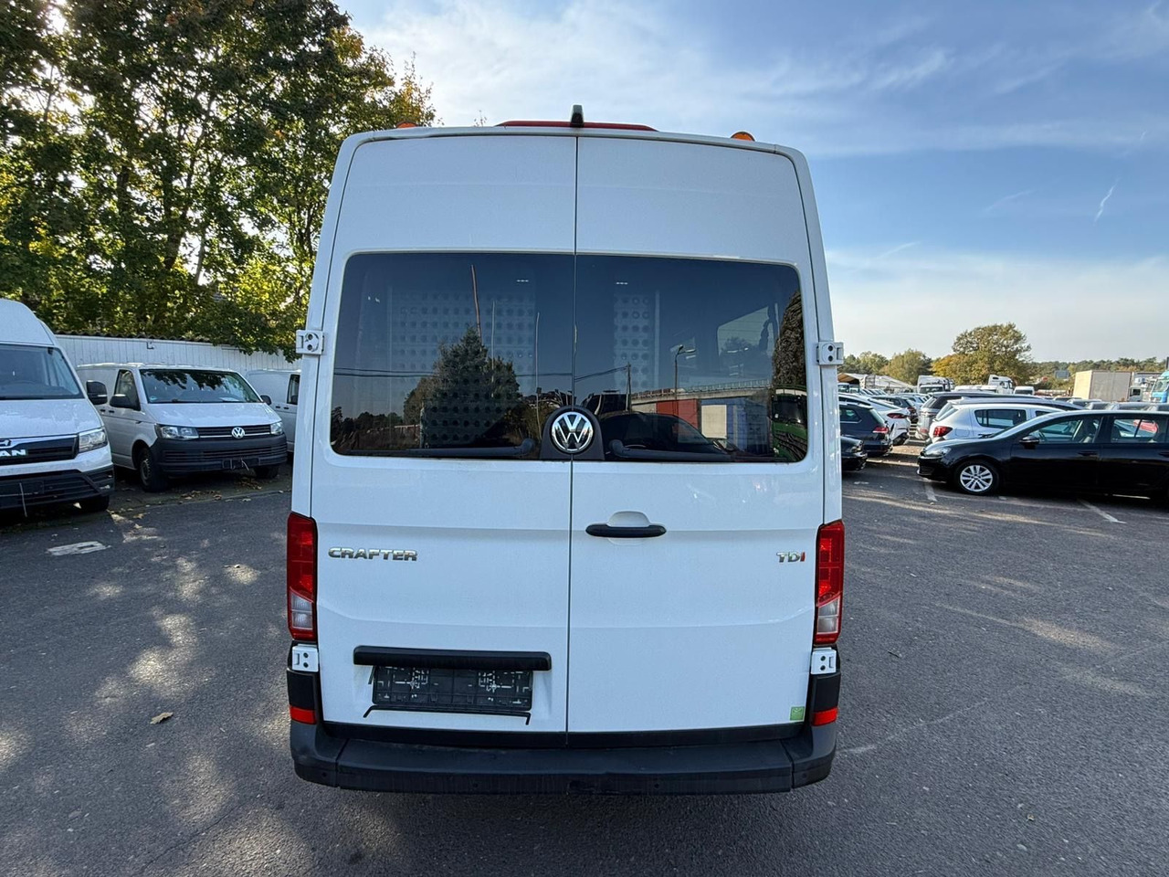 Volkswagen Crafter Kasten Kasten 35 mittellang Hochdach FWD - 승합차 : 사진 4 Volkswagen Crafter Kasten Kasten 35 mittellang Hochdach FWD - 승합차 : 사진 4