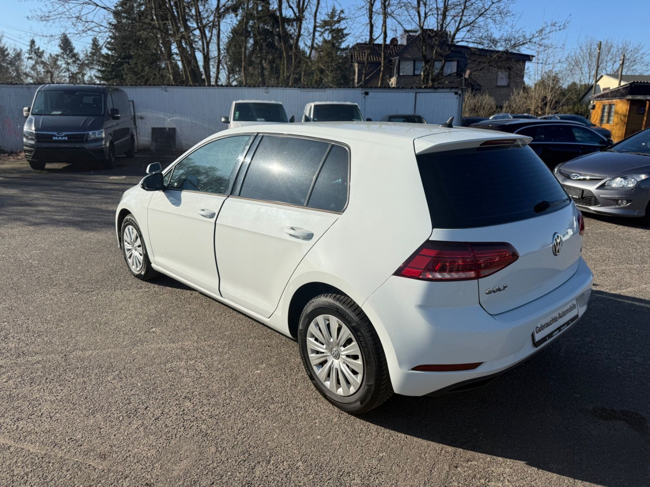 Volkswagen Golf VII Lim. Trendline BMT/Start-Stopp - 해치백 : 사진 5 Volkswagen Golf VII Lim. Trendline BMT/Start-Stopp - 해치백 : 사진 5