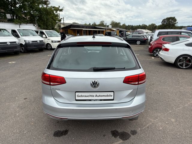 Volkswagen Passat Variant Trendline BMT/Start-Stopp - 세단 : 사진 5 Volkswagen Passat Variant Trendline BMT/Start-Stopp - 세단 : 사진 5