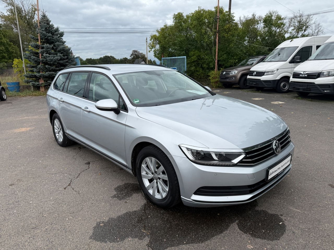 Volkswagen Passat Variant Trendline BMT/Start-Stopp - 세단 : 사진 2 Volkswagen Passat Variant Trendline BMT/Start-Stopp - 세단 : 사진 2