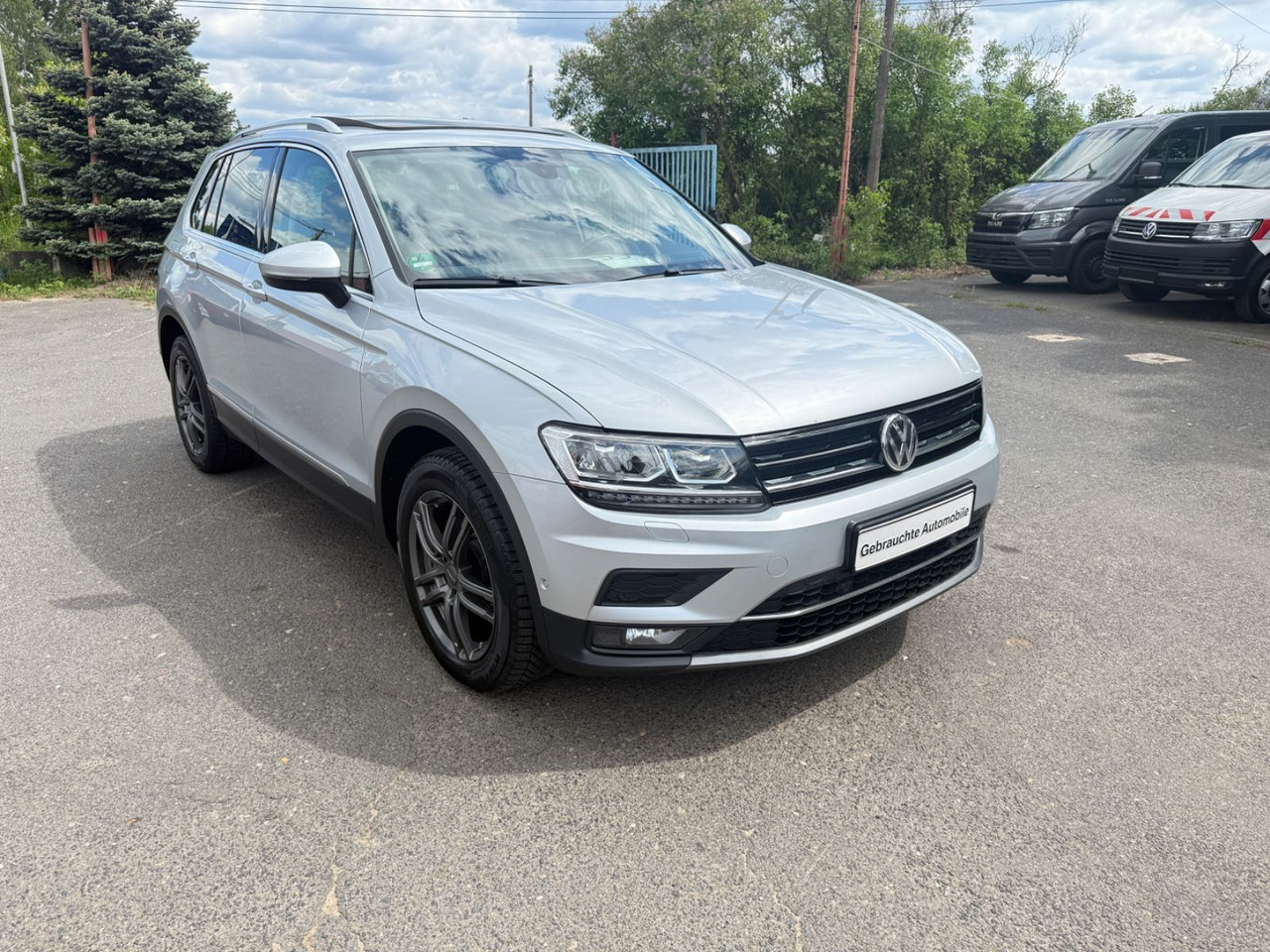 Volkswagen Tiguan Highline BMT/Start-Stopp 4Motion - SUV : 사진 2 Volkswagen Tiguan Highline BMT/Start-Stopp 4Motion - SUV : 사진 2