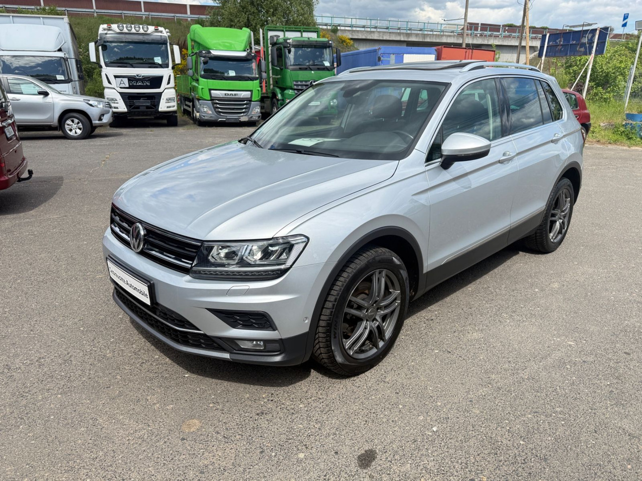 Volkswagen Tiguan Highline BMT/Start-Stopp 4Motion - SUV : 사진 3 Volkswagen Tiguan Highline BMT/Start-Stopp 4Motion - SUV : 사진 3