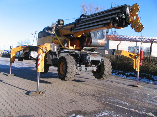 Herkules TD45260 - 험한 지형 크레인 : 사진 1 Herkules TD45260 - 험한 지형 크레인 : 사진 1