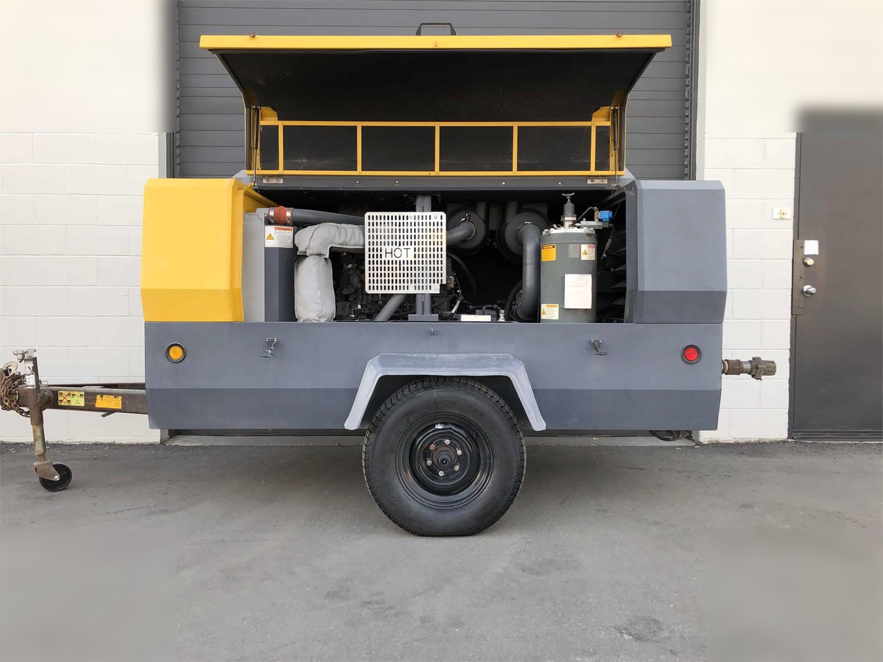 ATLAS COPCO 450 CFM - 공기 압축기 : 사진 3 ATLAS COPCO 450 CFM - 공기 압축기 : 사진 3