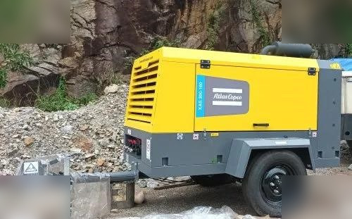 ATLAS COPCO 500 CFM - 공기 압축기 : 사진 2 ATLAS COPCO 500 CFM - 공기 압축기 : 사진 2