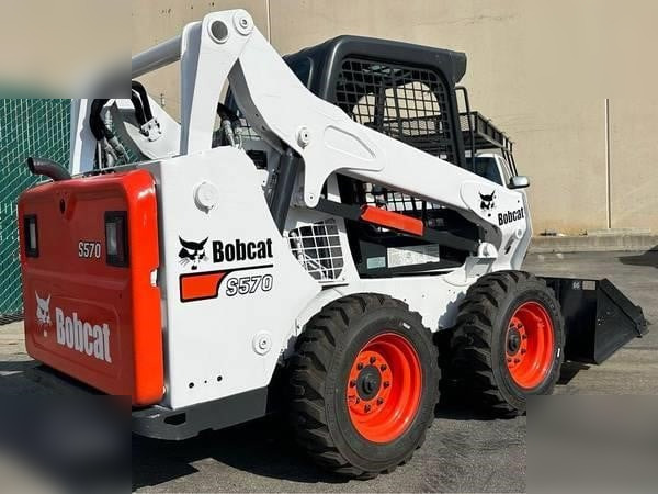 BOBCAT S590 - 스키드 스티어 로더 : 사진 2 BOBCAT S590 - 스키드 스티어 로더 : 사진 2