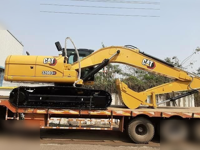 CATERPILLAR 320D3GC - 크롤러 굴삭기 : 사진 4 CATERPILLAR 320D3GC - 크롤러 굴삭기 : 사진 4