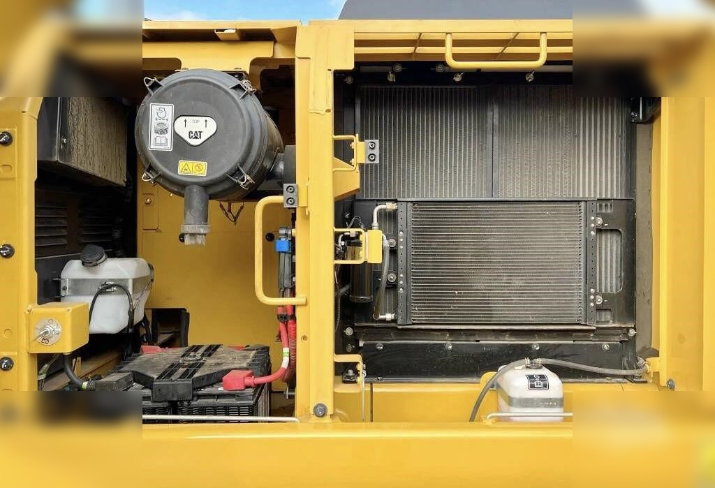 신규 크롤러 굴삭기 CATERPILLAR 320D3GC : 사진 14