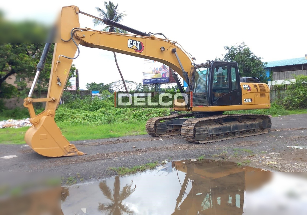CATERPILLAR 323D3 - 크롤러 굴삭기 : 사진 3 CATERPILLAR 323D3 - 크롤러 굴삭기 : 사진 3