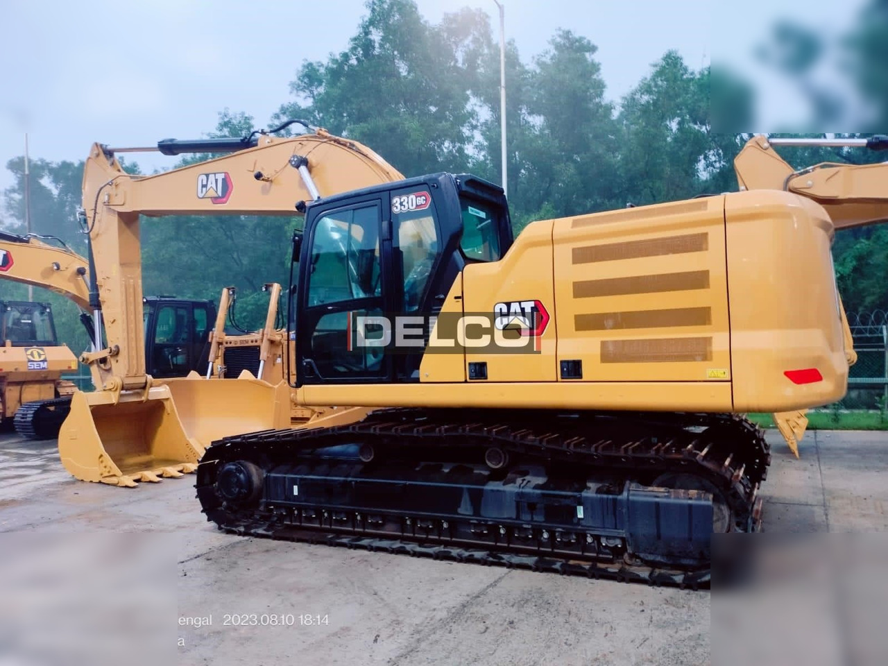 CATERPILLAR 330GC - 크롤러 굴삭기 : 사진 2 CATERPILLAR 330GC - 크롤러 굴삭기 : 사진 2