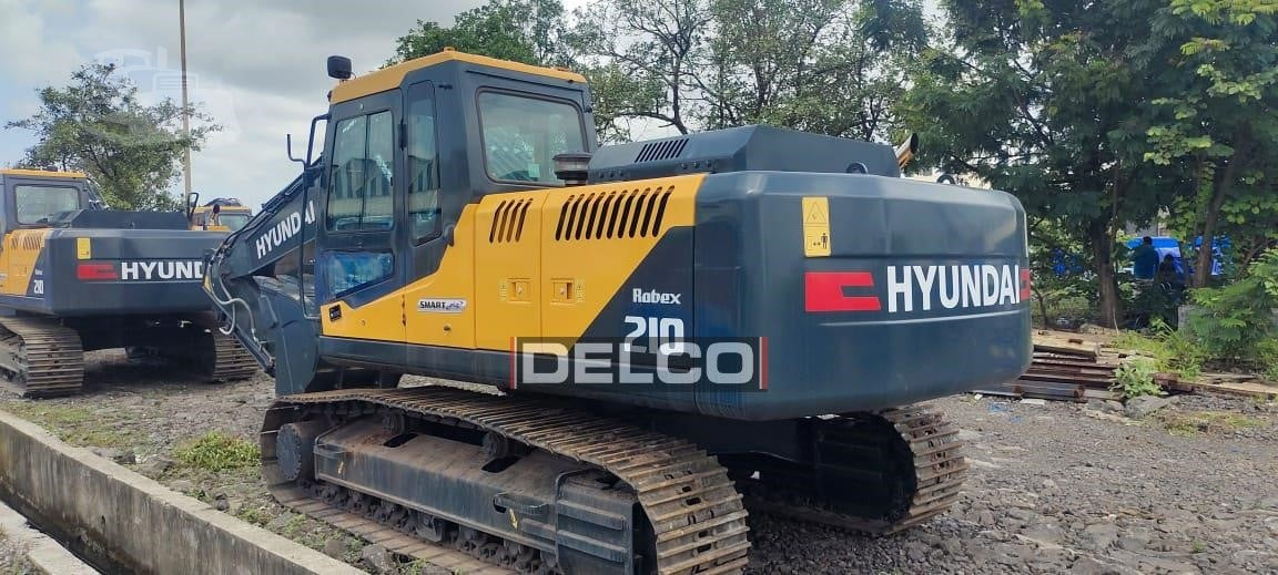 HYUNDAI ROBEX 210 LC-9 - 크롤러 굴삭기 : 사진 4 HYUNDAI ROBEX 210 LC-9 - 크롤러 굴삭기 : 사진 4