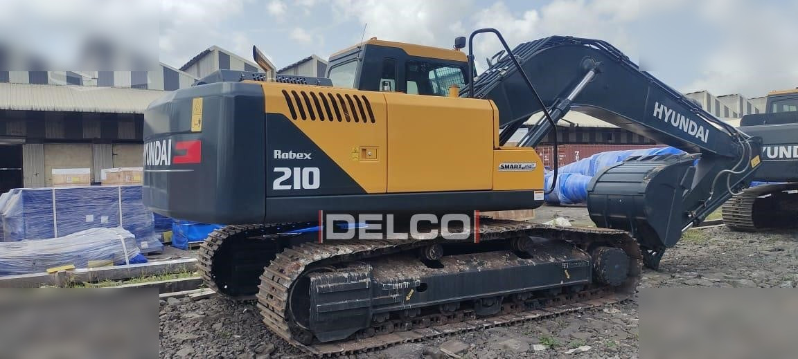 HYUNDAI ROBEX 210 - 크롤러 굴삭기 : 사진 3 HYUNDAI ROBEX 210 - 크롤러 굴삭기 : 사진 3