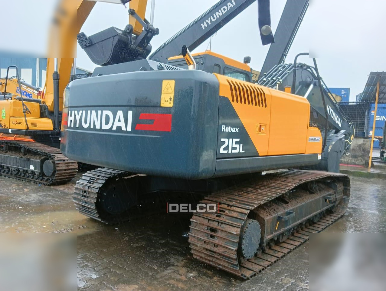 HYUNDAI ROBEX 215 SMART PLUS - 크롤러 굴삭기 : 사진 5 HYUNDAI ROBEX 215 SMART PLUS - 크롤러 굴삭기 : 사진 5