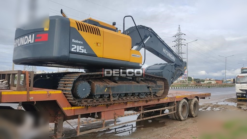 HYUNDAI ROBEX 215L SMART PLUS - 크롤러 굴삭기 : 사진 3 HYUNDAI ROBEX 215L SMART PLUS - 크롤러 굴삭기 : 사진 3