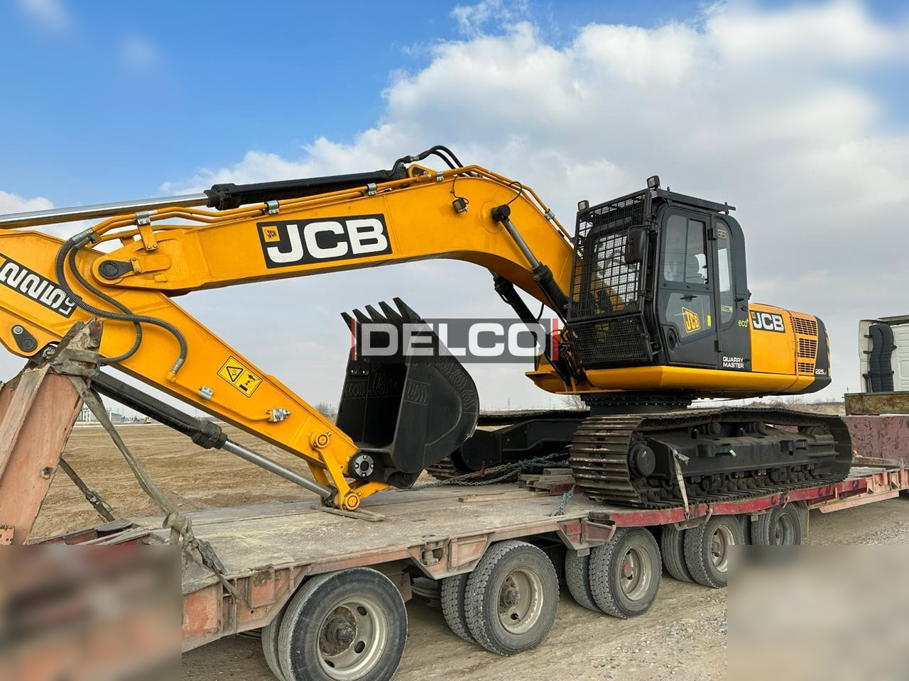 JCB 225 LC - 크롤러 굴삭기 : 사진 2 JCB 225 LC - 크롤러 굴삭기 : 사진 2