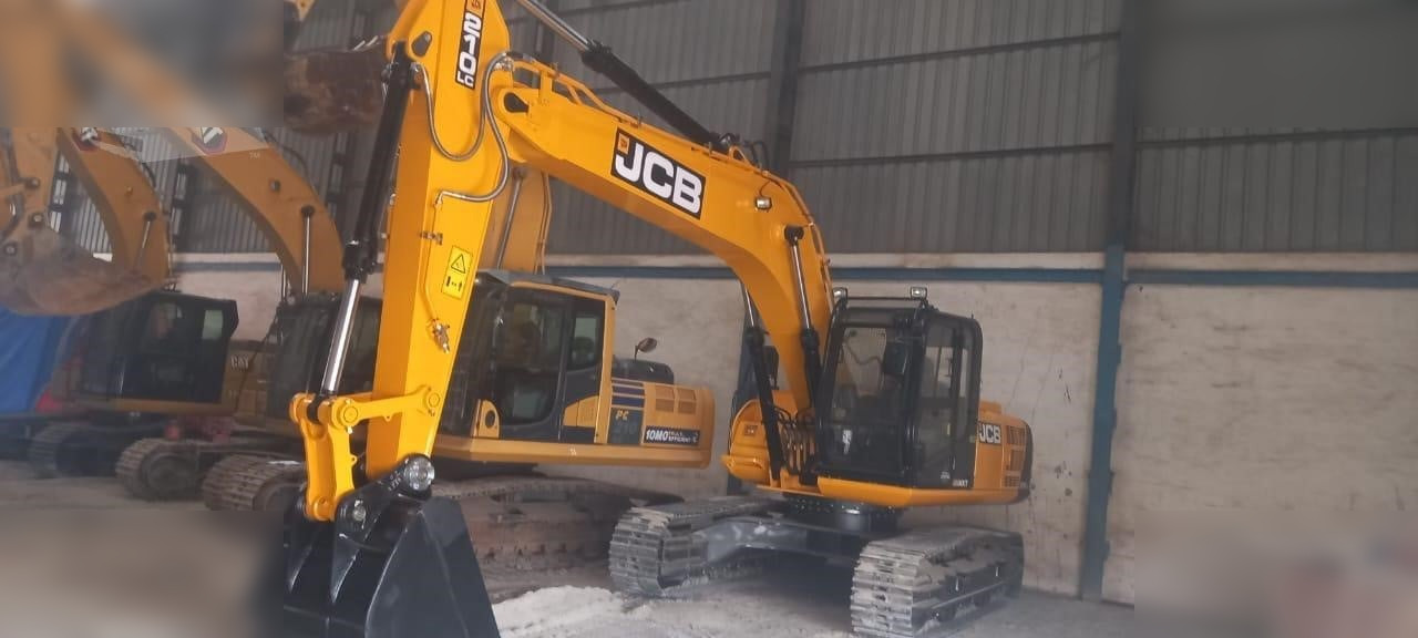 JCB JS210 LC - 크롤러 굴삭기 : 사진 1 JCB JS210 LC - 크롤러 굴삭기 : 사진 1