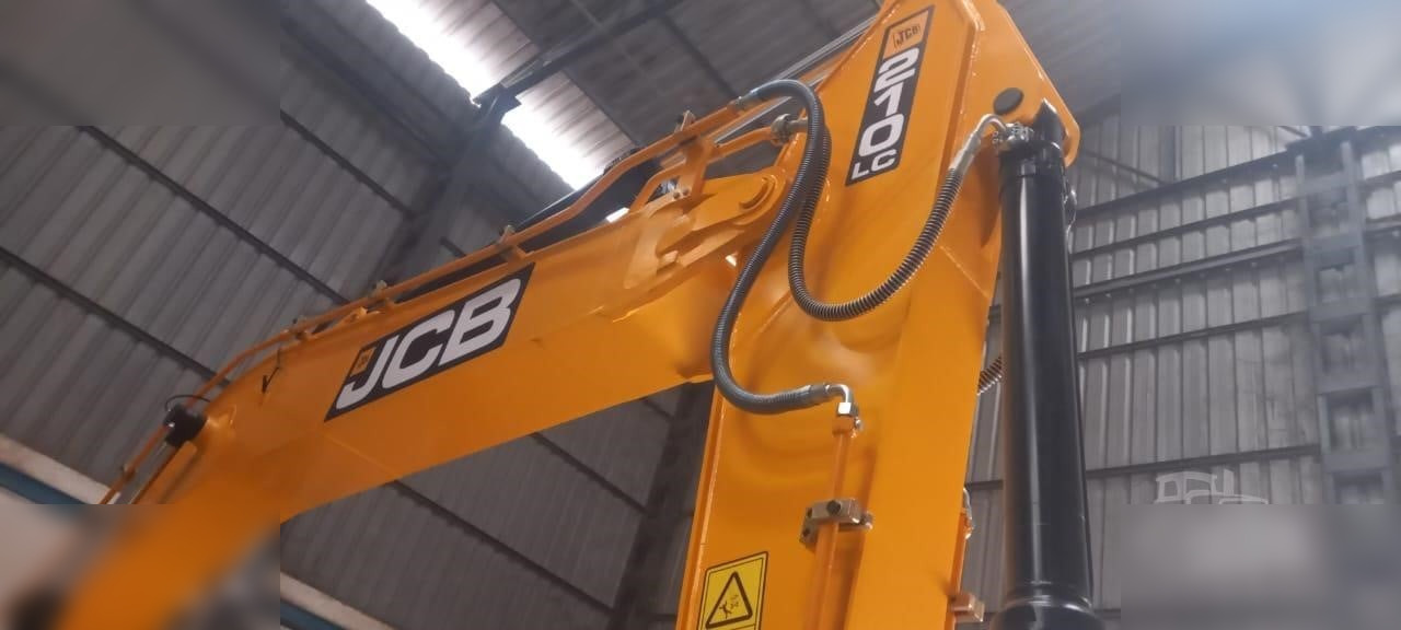 JCB JS210 LC - 크롤러 굴삭기 : 사진 4 JCB JS210 LC - 크롤러 굴삭기 : 사진 4