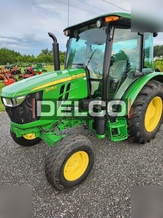 JOHN DEERE 5075E - 장궤형 트랙터 : 사진 3 JOHN DEERE 5075E - 장궤형 트랙터 : 사진 3