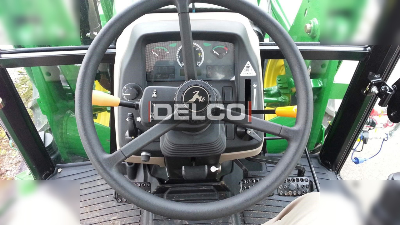 JOHN DEERE 5075E - 장궤형 트랙터 : 사진 4 JOHN DEERE 5075E - 장궤형 트랙터 : 사진 4