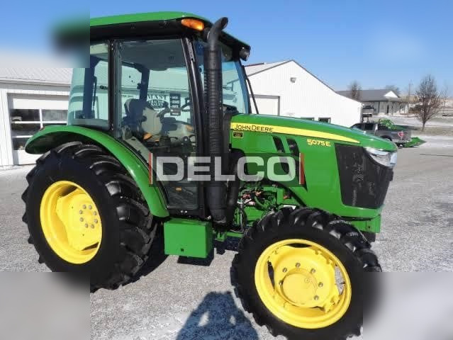 JOHN DEERE 5075E - 장궤형 트랙터 : 사진 4 JOHN DEERE 5075E - 장궤형 트랙터 : 사진 4