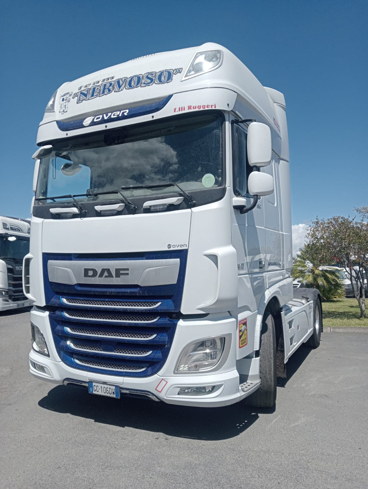 DAF XF 530CV - 트랙터 유닛 : 사진 1 DAF XF 530CV - 트랙터 유닛 : 사진 1