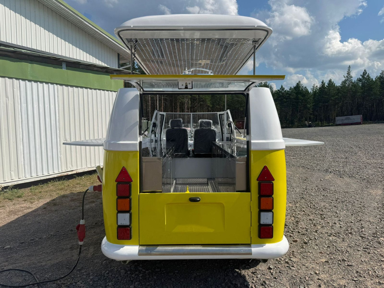 벤딩 트럭 Event Mobil Catering Foodtruck : 사진 15 벤딩 트럭 Event Mobil Catering Foodtruck : 사진 15