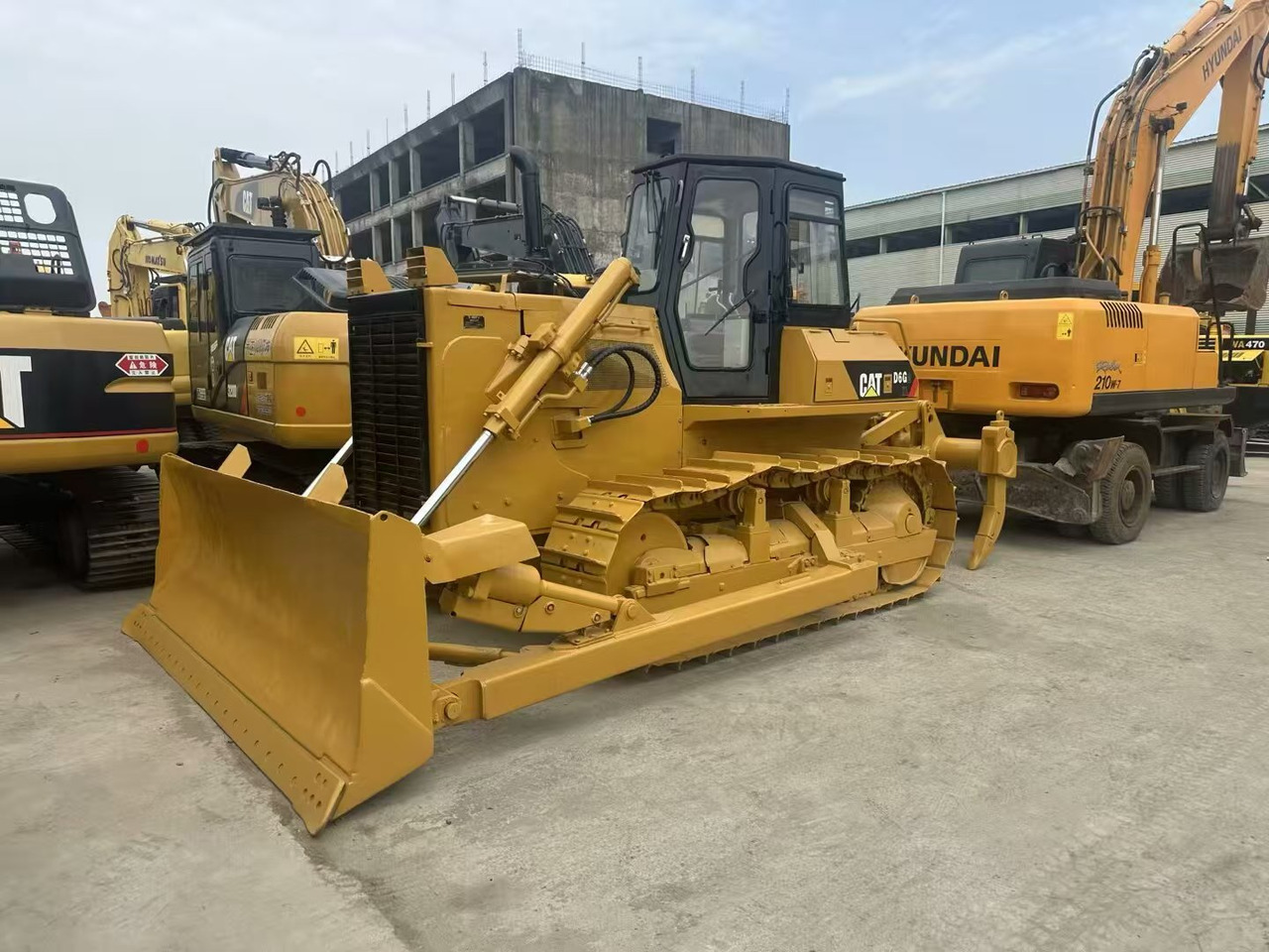 CAT D6G - 불도저 : 사진 4 CAT D6G - 불도저 : 사진 4