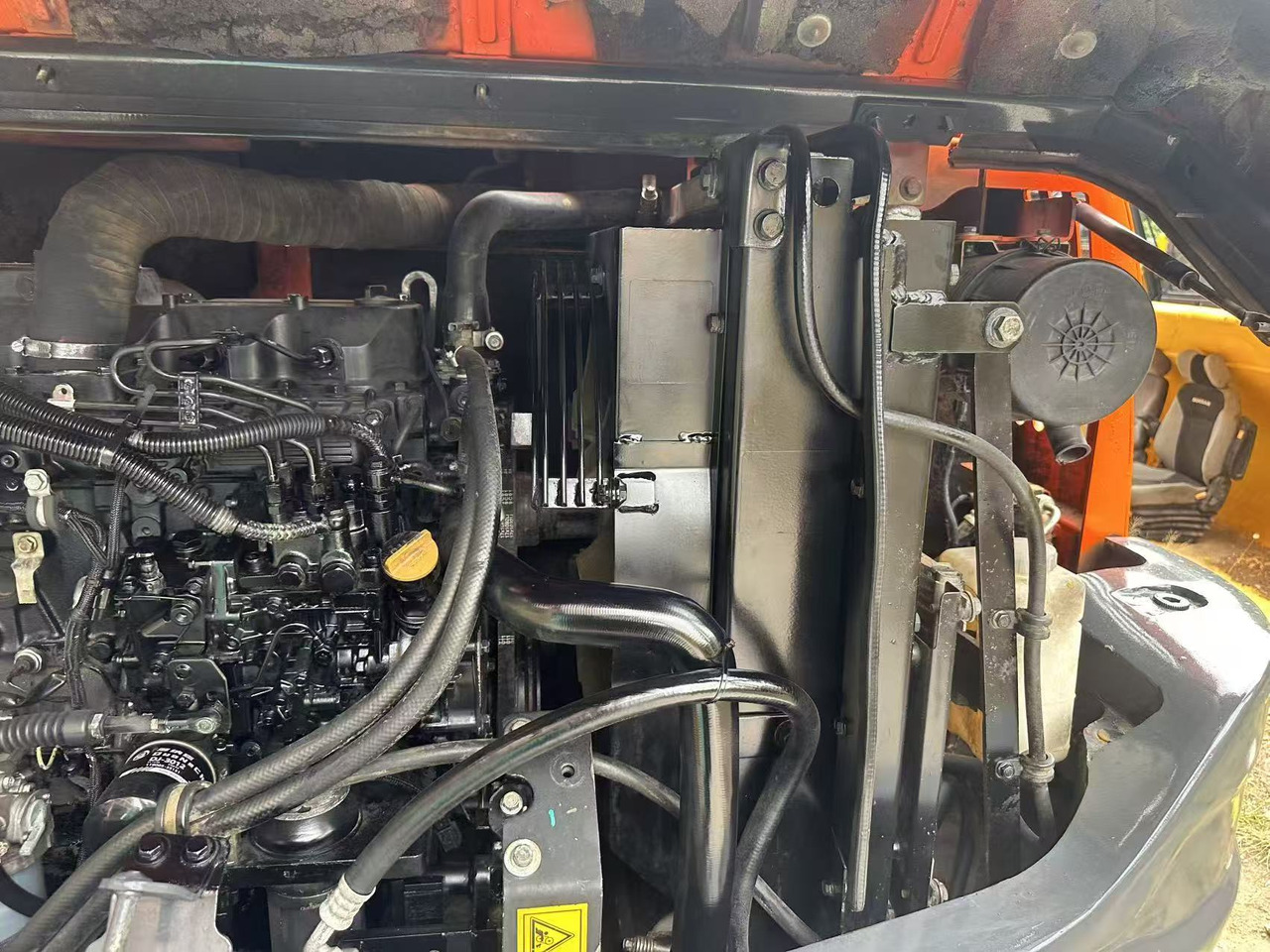 Doosan DX75 - 크롤러 굴삭기 : 사진 5 Doosan DX75 - 크롤러 굴삭기 : 사진 5