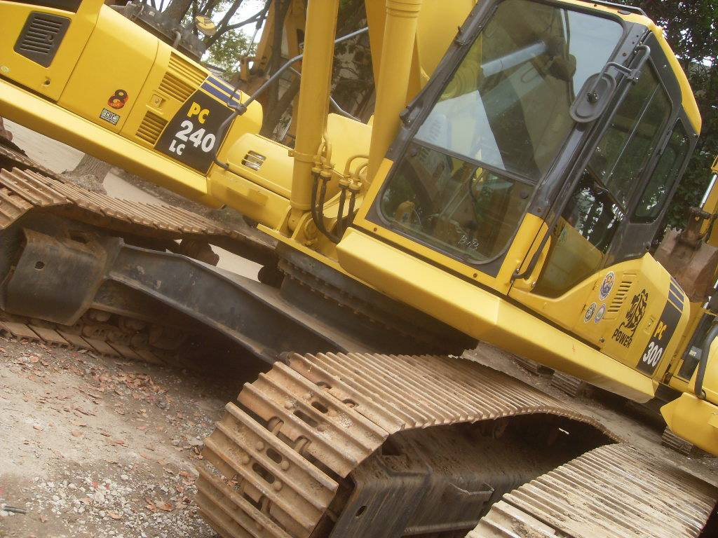 Komatsu PC300-7 - 크롤러 굴삭기 : 사진 1 Komatsu PC300-7 - 크롤러 굴삭기 : 사진 1