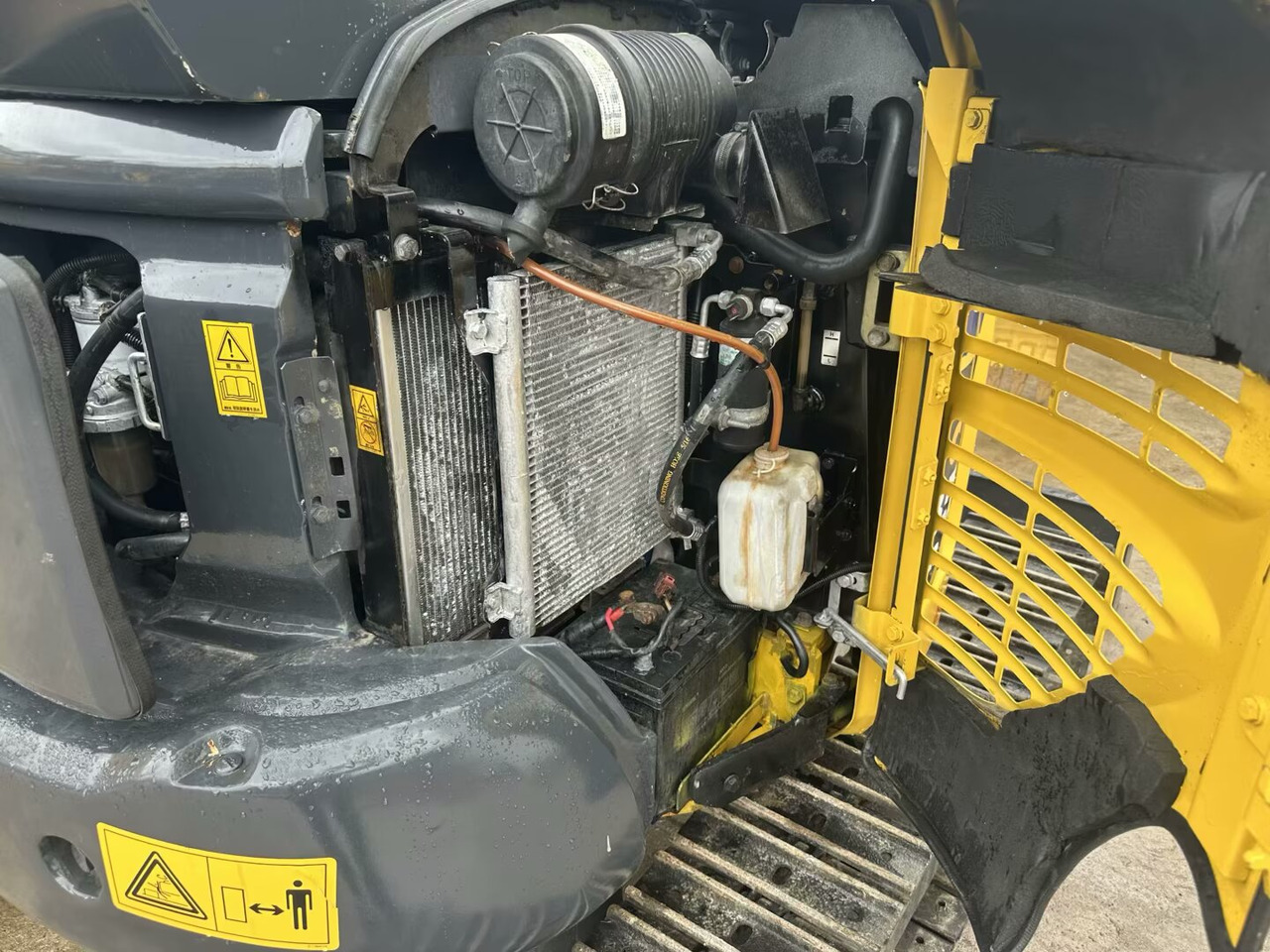 Komatsu pc35MR - 미니 굴삭기 : 사진 4 Komatsu pc35MR - 미니 굴삭기 : 사진 4