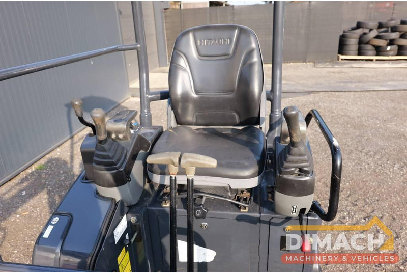 Hitachi ZX 17 CW05 hydraulische snelwissel - 미니 굴삭기 : 사진 4 Hitachi ZX 17 CW05 hydraulische snelwissel - 미니 굴삭기 : 사진 4