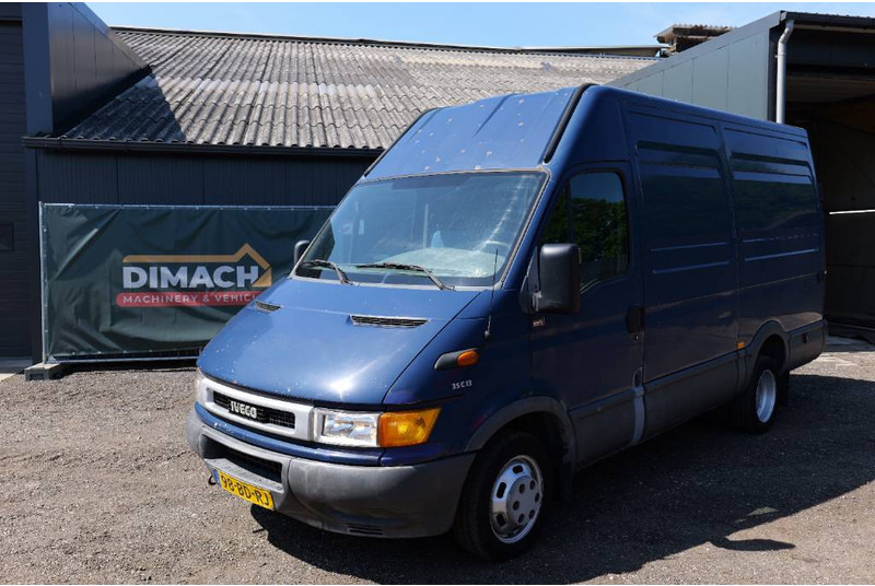 Iveco 35C 13 L2H2 lucht - 패널 밴 : 사진 1 Iveco 35C 13 L2H2 lucht - 패널 밴 : 사진 1