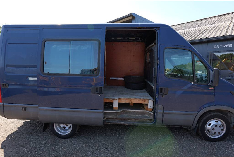 Iveco 35C 13 L2H2 lucht - 패널 밴 : 사진 5 Iveco 35C 13 L2H2 lucht - 패널 밴 : 사진 5