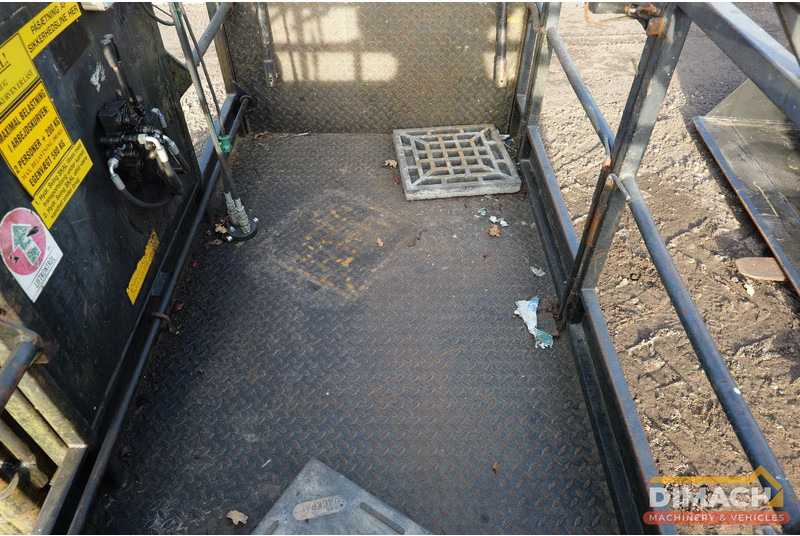 텔레스코픽 핸들러 JCB 537 135 JCB verreiker met werkbak op afstandsbediening + nieuwe bak en palletvorken. TOP!! : 사진 10 텔레스코픽 핸들러 JCB 537 135 JCB verreiker met werkbak op afstandsbediening + nieuwe bak en palletvorken. TOP!! : 사진 10