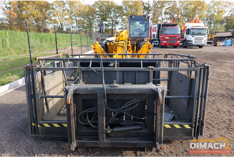 텔레스코픽 핸들러 JCB 537 135 JCB verreiker met werkbak op afstandsbediening + nieuwe bak en palletvorken. TOP!! : 사진 7 텔레스코픽 핸들러 JCB 537 135 JCB verreiker met werkbak op afstandsbediening + nieuwe bak en palletvorken. TOP!! : 사진 7