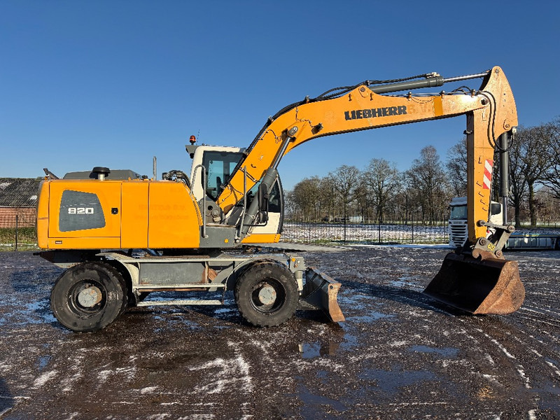 Liebherr A920 TOP!! mono 21 ton! NL machine 4x4 - 휠 굴삭기 : 사진 2 Liebherr A920 TOP!! mono 21 ton! NL machine 4x4 - 휠 굴삭기 : 사진 2